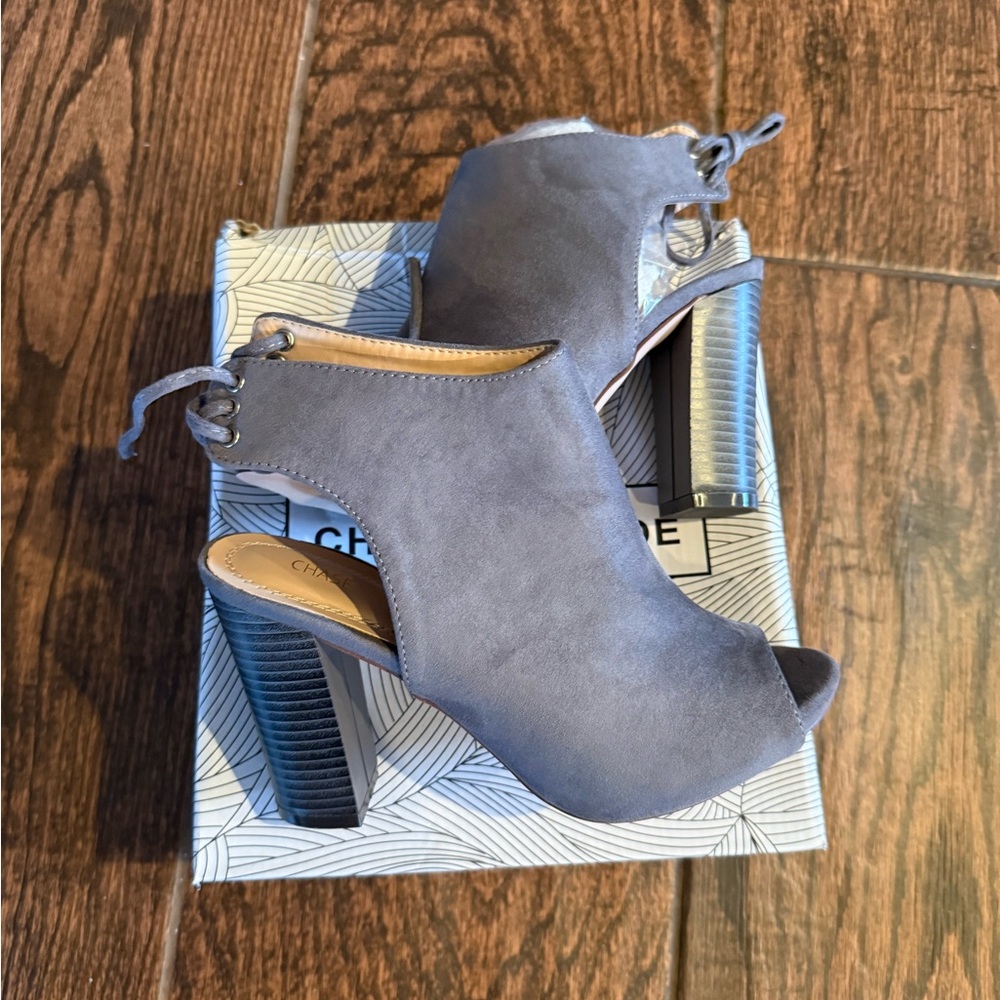 Chase + Chloe Gray Peep-Toe Block Heels